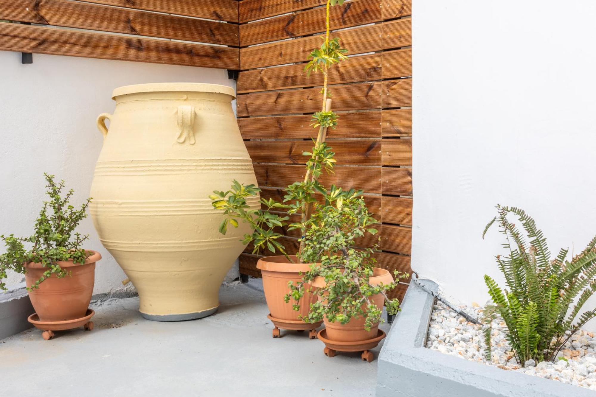 Garden Luxury Apartment Iraklio Exterior foto